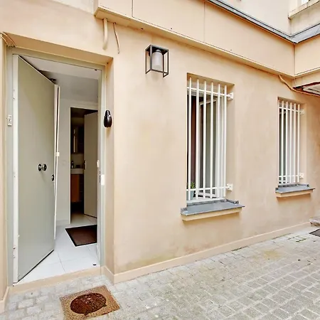 Cmg Mouffetard Paris